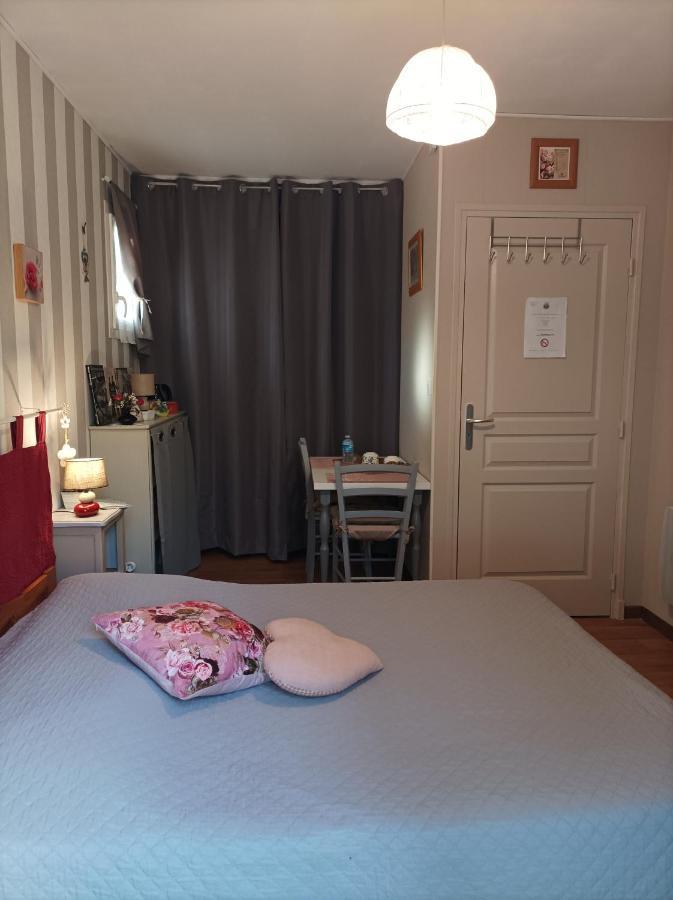 Le Nid De Mesanges Bed & Breakfast Chauffour-sur-Vell Exterior photo