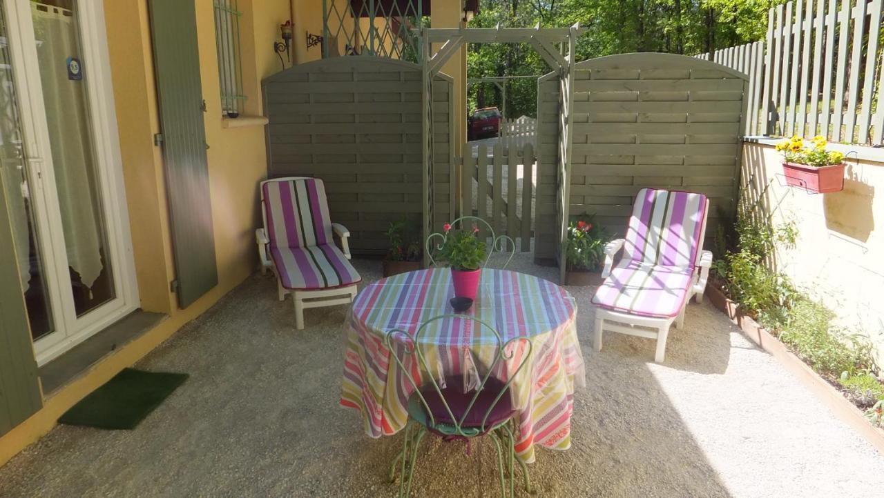 Le Nid De Mesanges Bed & Breakfast Chauffour-sur-Vell Exterior photo