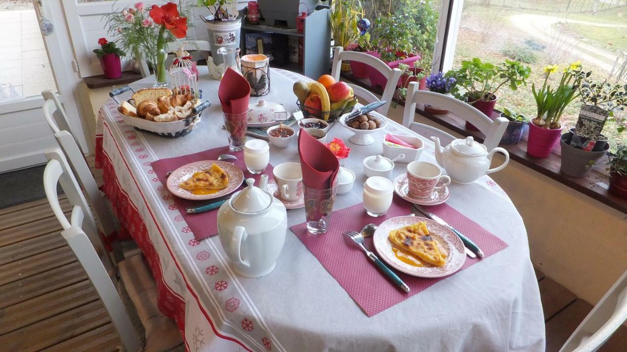 Le Nid De Mesanges Bed & Breakfast Chauffour-sur-Vell Exterior photo
